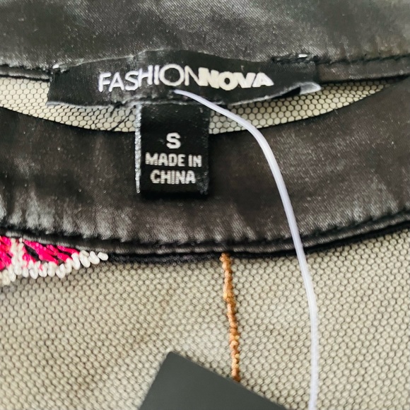 🌸3 for $30 NWT Fashion Nova Daisies  Mesh Floral Tops Embroidery Size S sheer - Picture 13 of 17